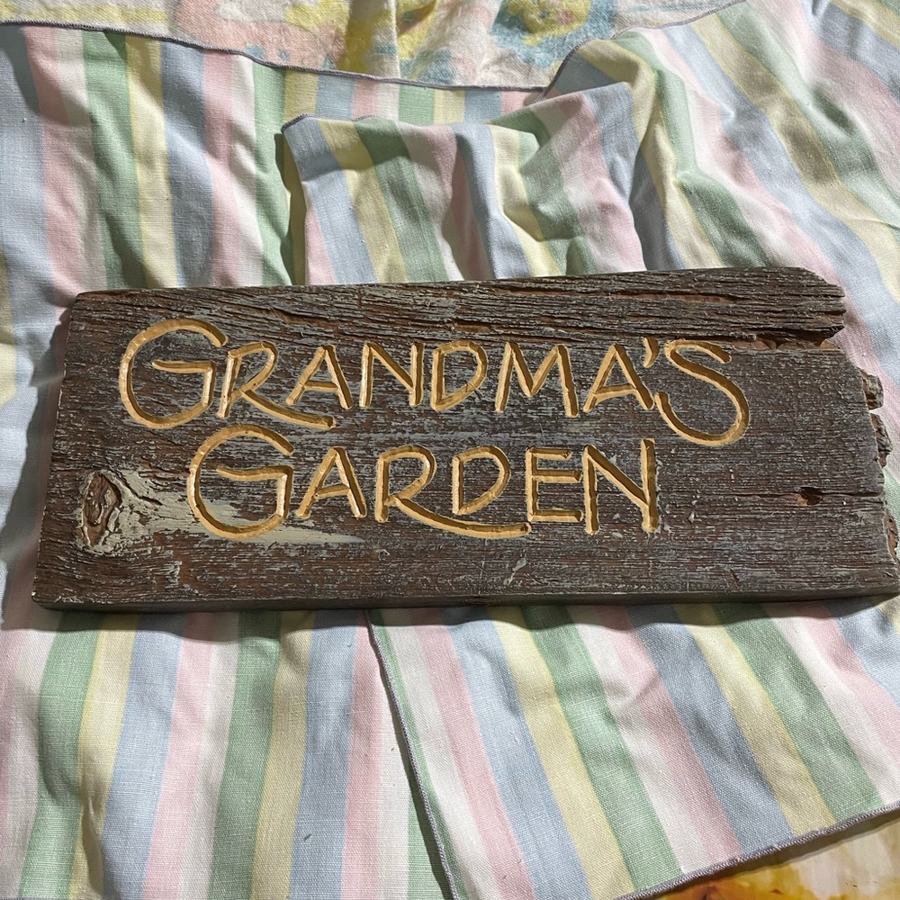 NWT bigger outdoor Sign that says Grandma”s Garden